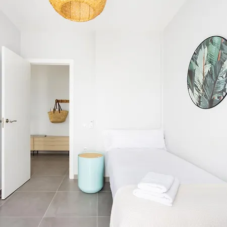Апартаменты Home2book Stunning Sea Front Caletillas, Pool Канделария