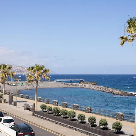 Home2book Stunning Sea Front Caletillas, Pool Апартаменты Канделария